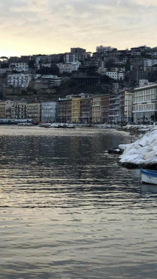 Rosy Monolocale Nel Centro Storico Di Torre Annunziata Di Fronte Scavi Oplonti Apartamento Exterior foto