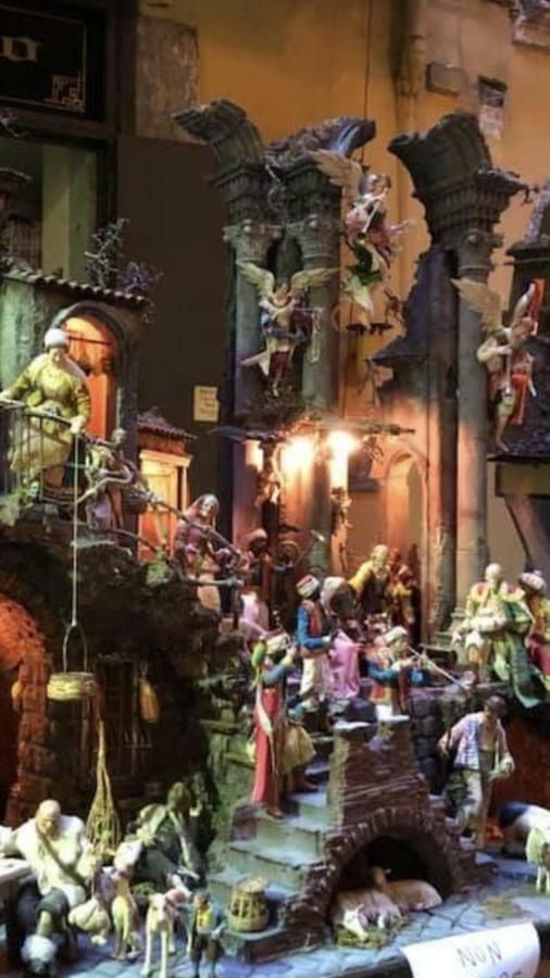 Rosy Monolocale Nel Centro Storico Di Torre Annunziata Di Fronte Scavi Oplonti Apartamento Exterior foto